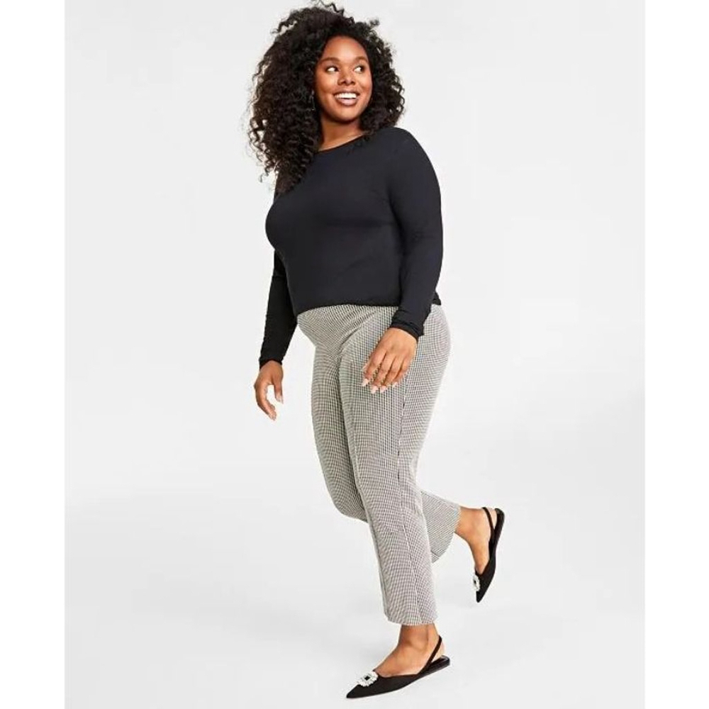 On 34TH Women's Plus Size 3X White & Black Ponte Kick-Flare Ankle Pants NWT